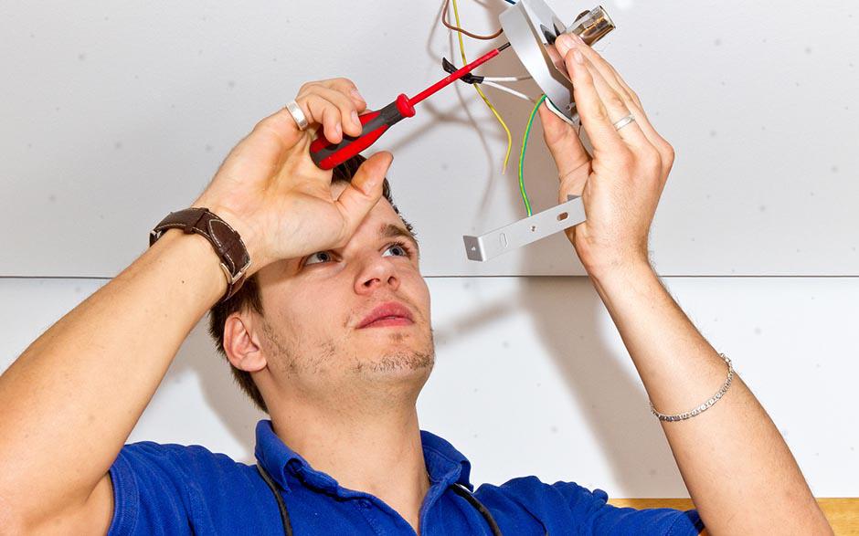 électricien professionnel Menucourt