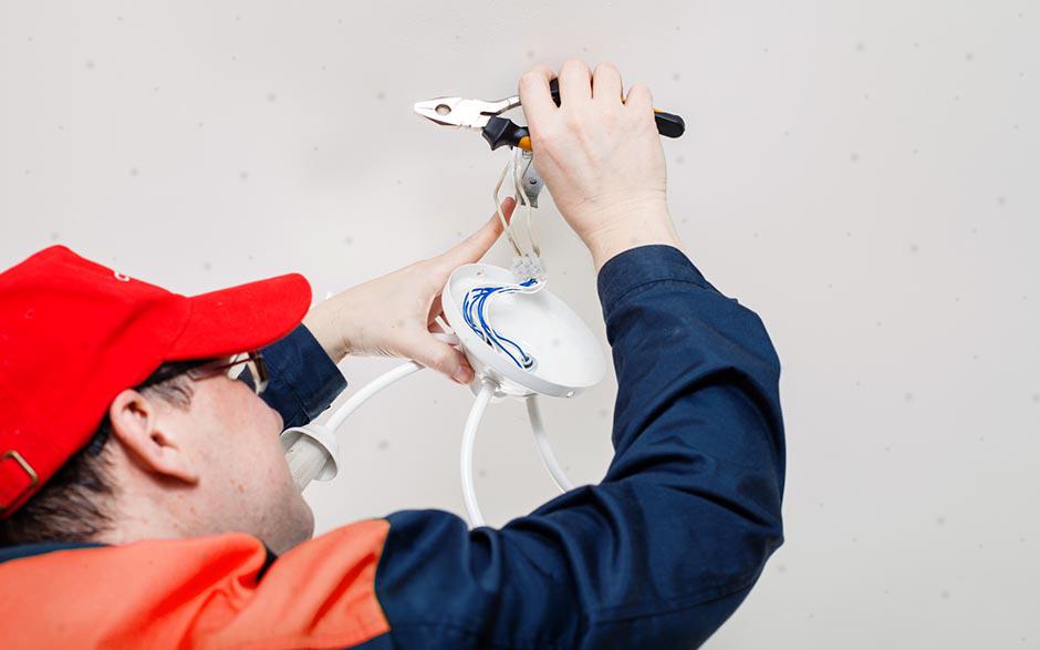 électricien professionnel Menucourt